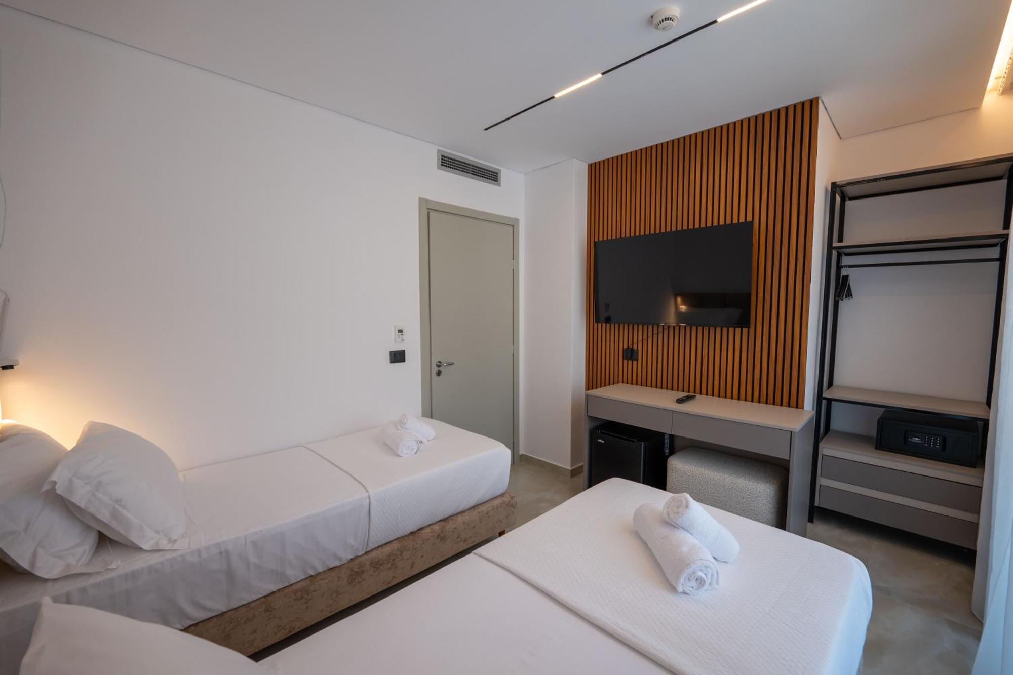 Litan Hotel Saranda Zewnętrze zdjęcie